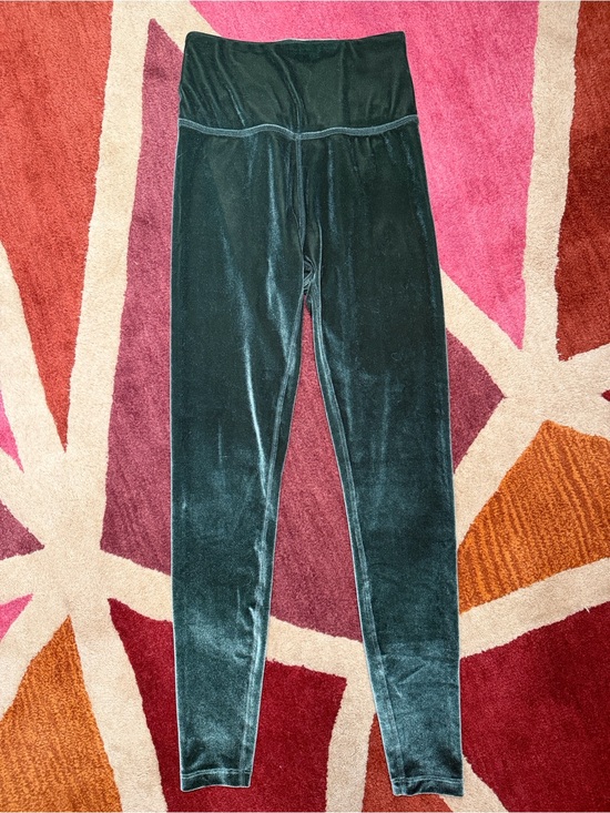 Beyond Yoga Pants - Beyond Yoga Velvet Motion High Waisted Midi Legging Size S